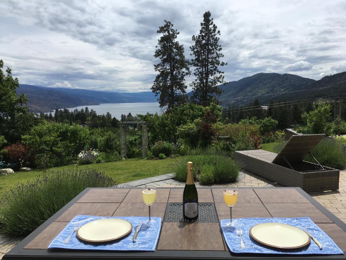 Lakeview Gardens B&B Peachland Eksteriør bilde
